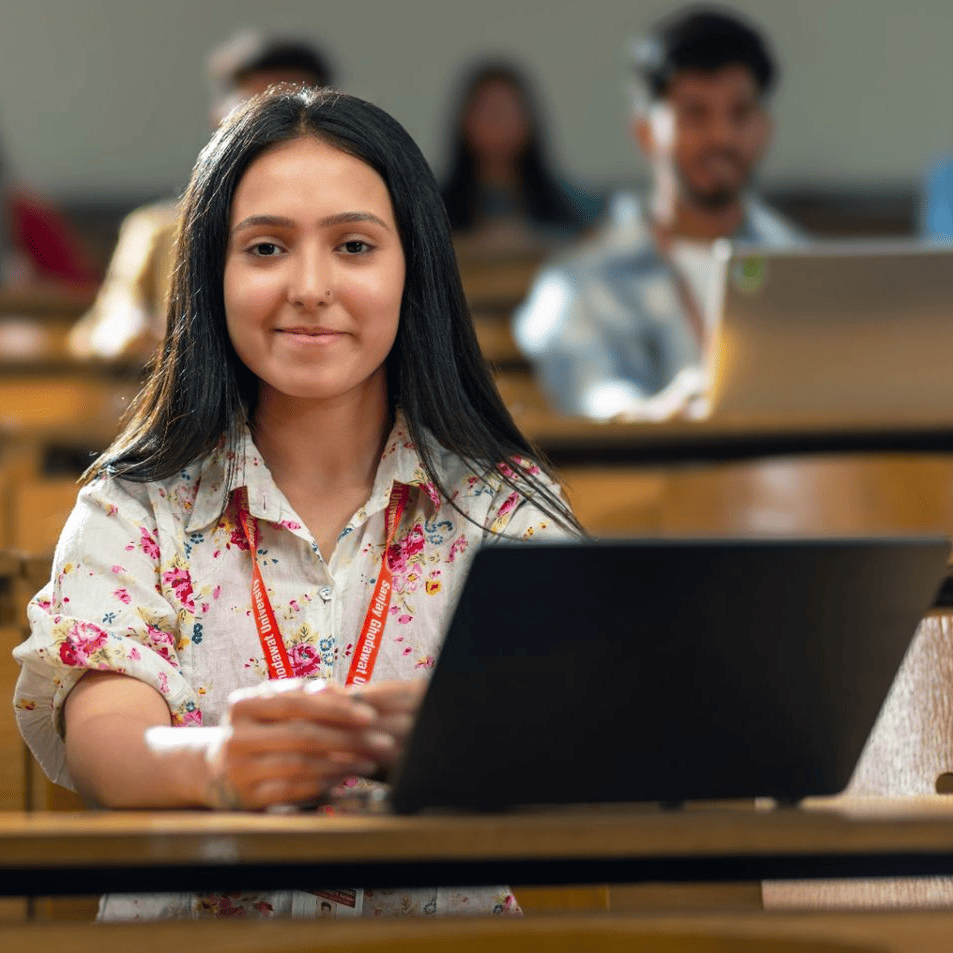 Commerce & Management Image